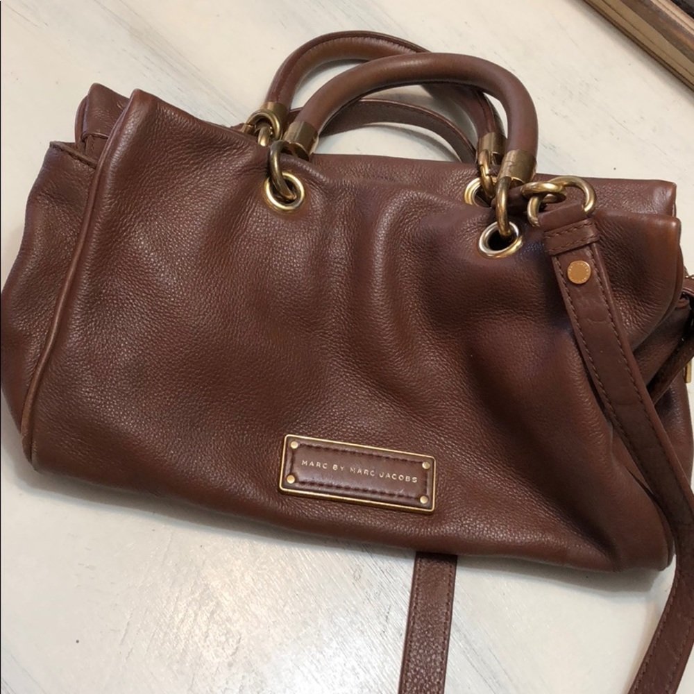 Marc Jacobs brown leather purse 💯 authentic